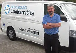 Logan Locksmith Shop Tucson, AZ 520-233-7146 - mobile-locksmith